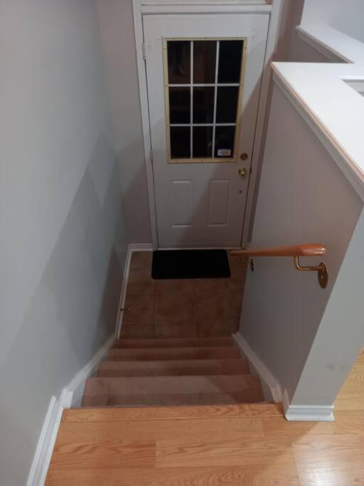 Adorable Private Suite In Ajax, Unique 2 Story Eksteriør bilde